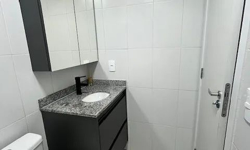 Apto Ao Lado Do Metr...