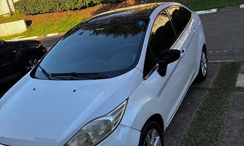 Ford Fiesta Sedan Se...