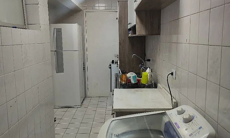 Aluga-Se Quarto Segu...