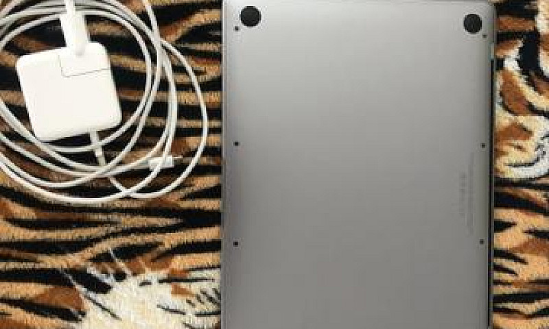 Macbook...