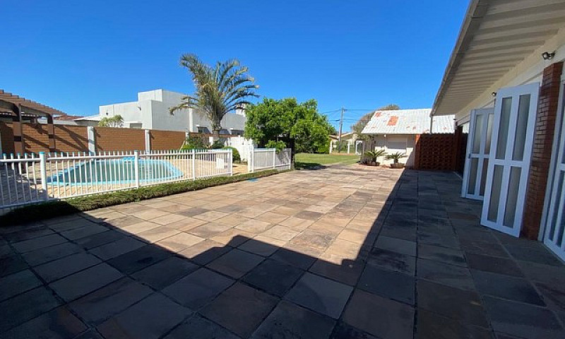 Casa Xangri-La...