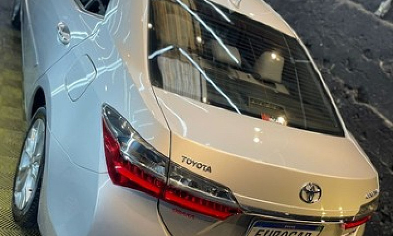 Toyota Corolla - 2.0...