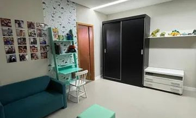 < Linda Casa Maikai...