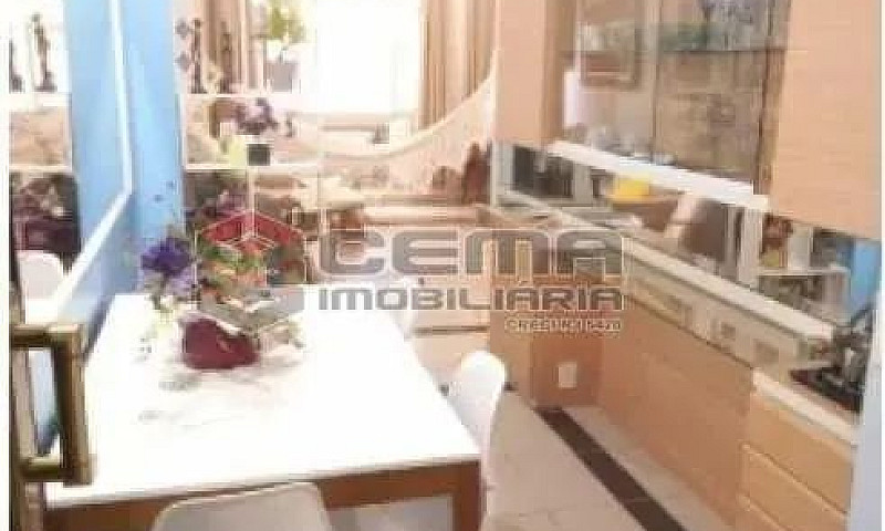 Apartamento : / Resi...