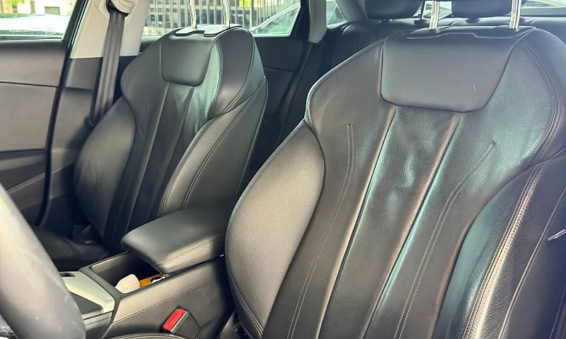 Audi A4 2018 Impecáv...