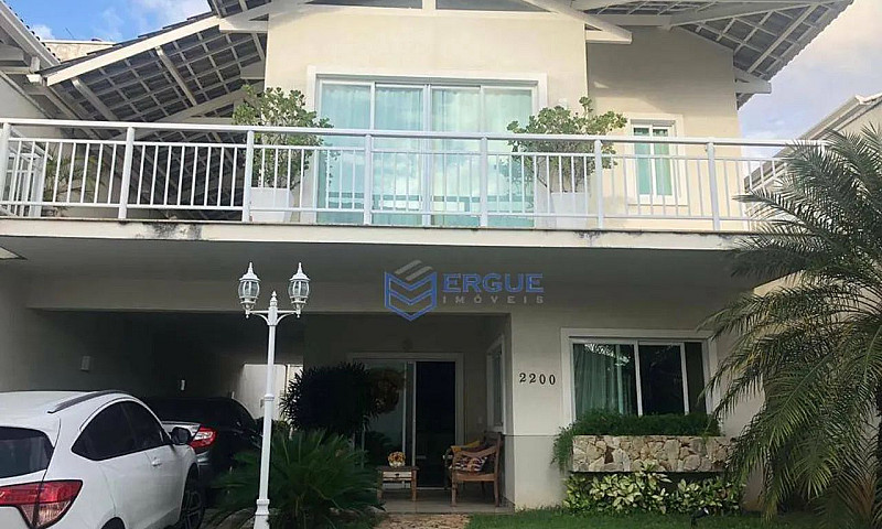 Casa Com 3 Dormitóri...