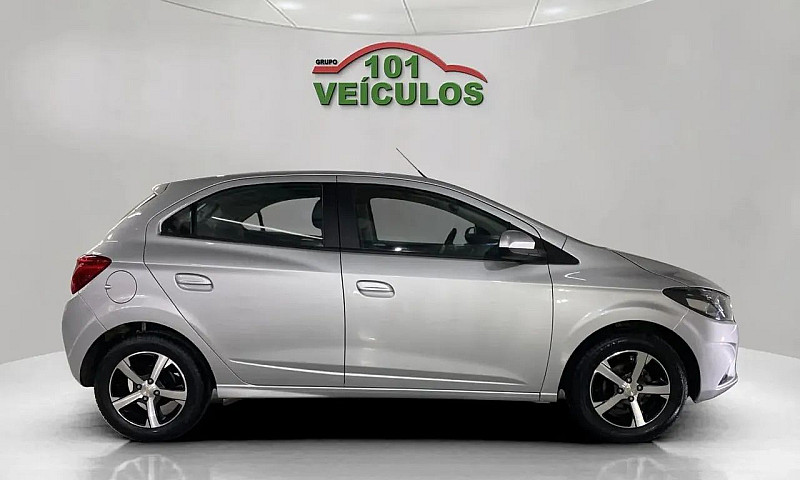 Chevrolet Onix Hatch...