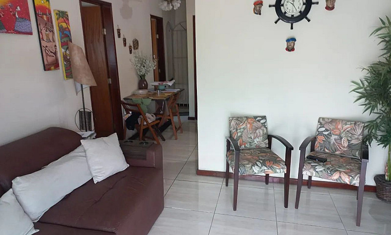 Ótima Casa No Centro...