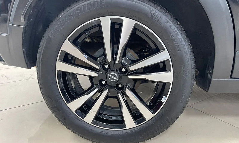 Nissan Kicks Advance...