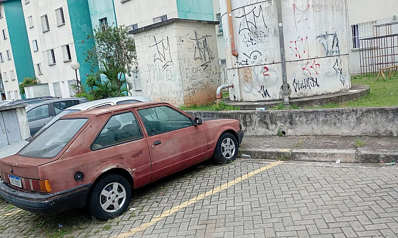 Ford Escort Hobby 1....