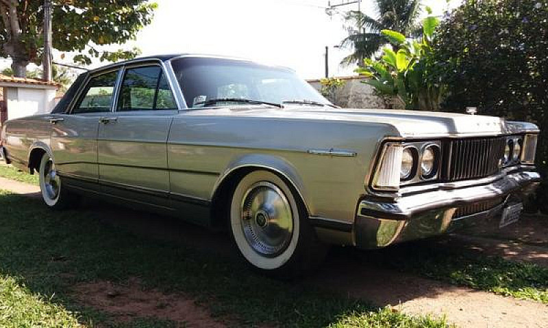 Ford Galaxie...