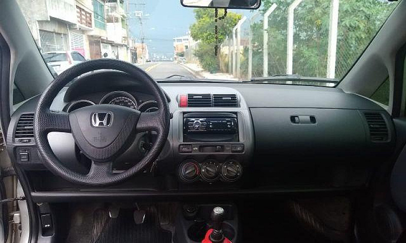 Honda Fit...