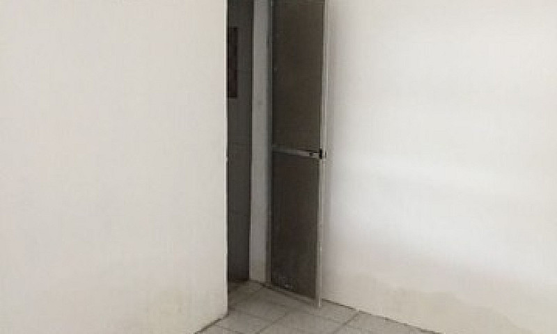 Casa Em Rua Tranquil...