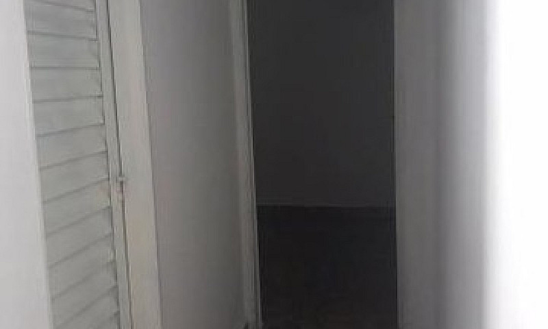 Casa Com 03 Quartos ...