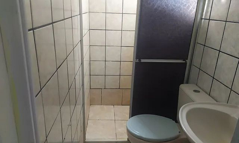 Aluga-Se Um Apartame...