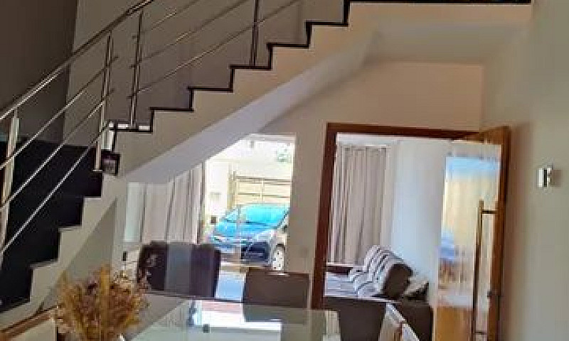 Casa 3 Quartos 2 Suí...