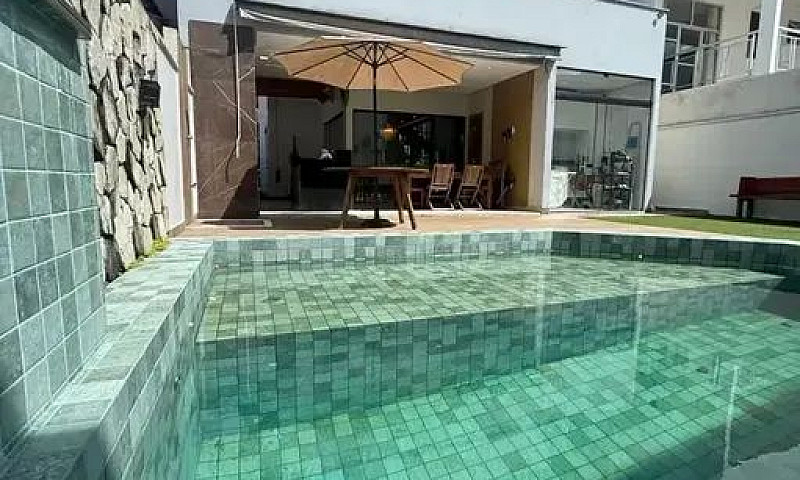 Casa Mobiliada Em Co...