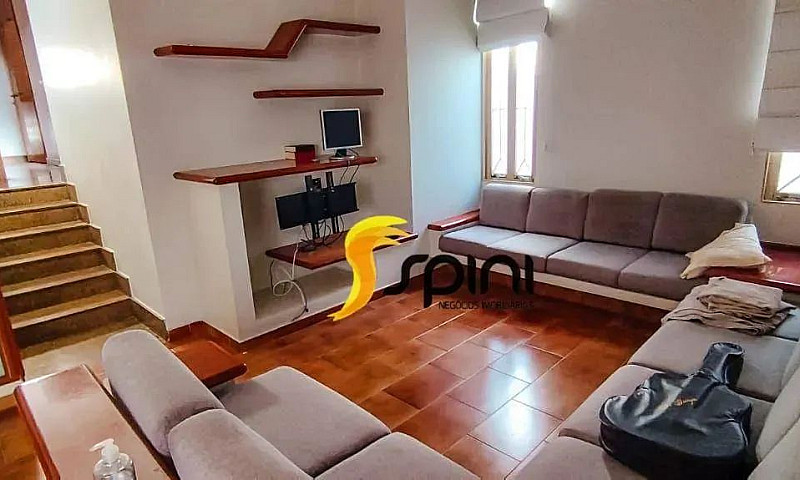 Casa Com 3 Dormitóri...
