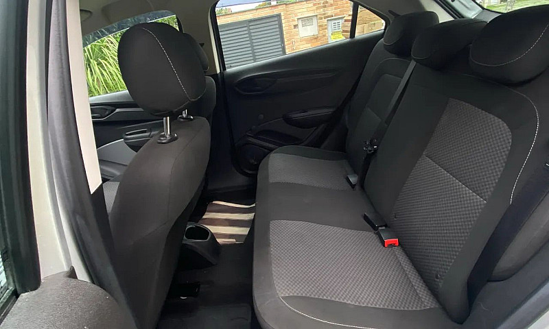Chevrolet Onix Joy H...