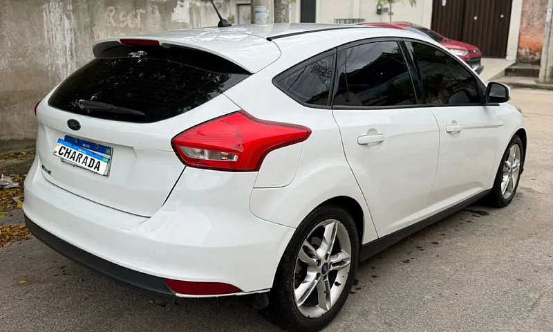 Ford Focus 1.6 S/Se/...