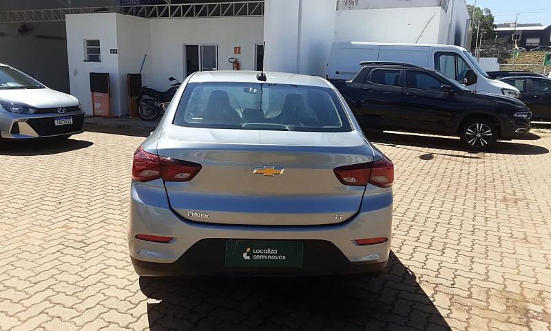 Chevrolet Onix Plus ...