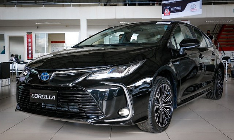 Corolla Hybrid Premi...