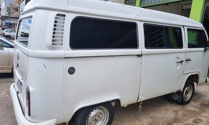 Kombi Escolar 15 Lug...
