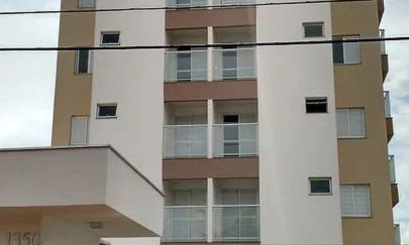 Apartamento Novíssim...