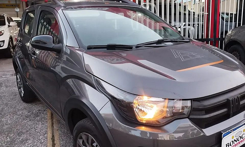 Fiat Mobi Trekking 1...