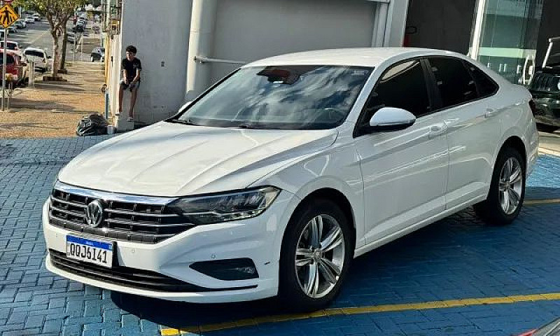 Volkswagen Jetta Com...