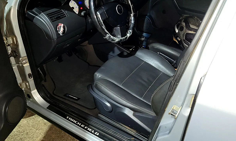 Volkswagen Parati 2....