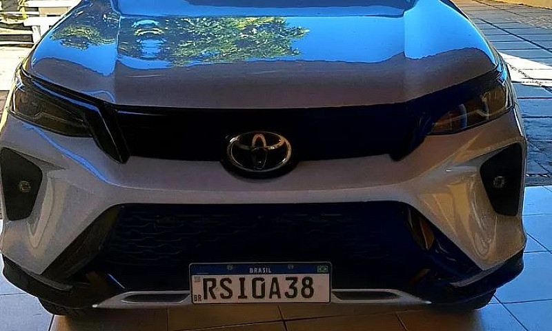 Toyota Hilux Sw4 Srx...