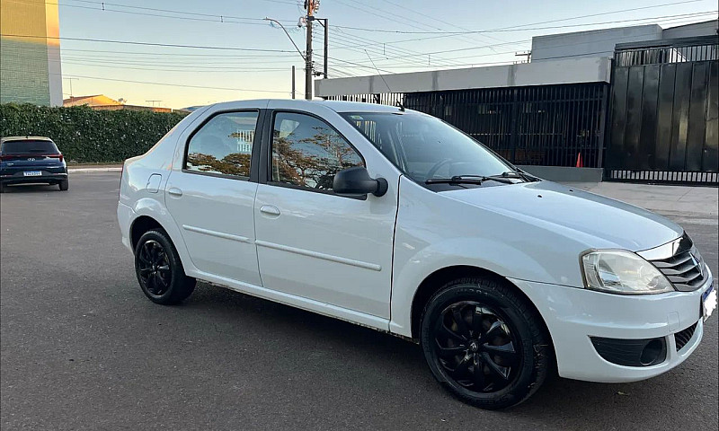 Renault Logan Expres...