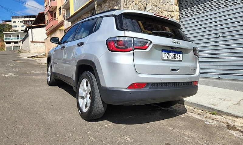 Jeep Compass ...