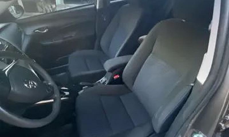 Toyota Yaris Xl Sedã...