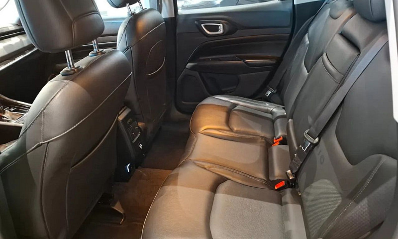 Jeep Compass Longitu...