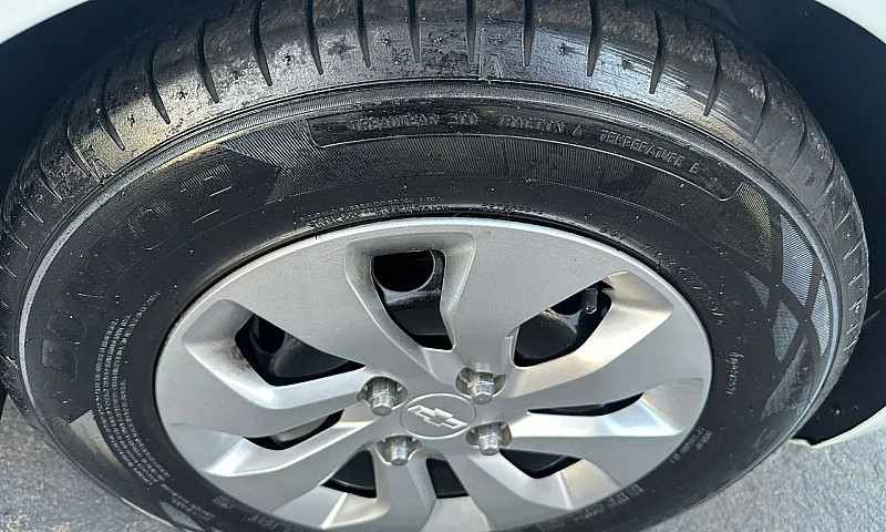 Chevrolet Prisma Sed...