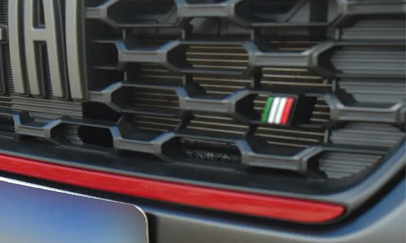 Fiat Strada Ultra 1....