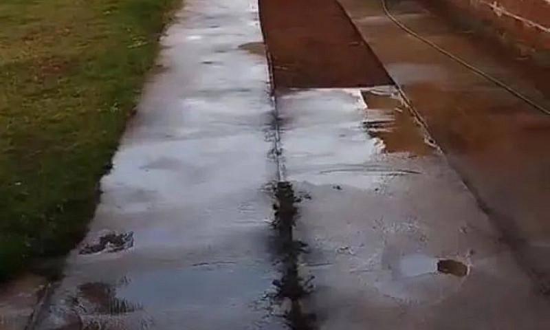 Aluguel De Casa Na A...