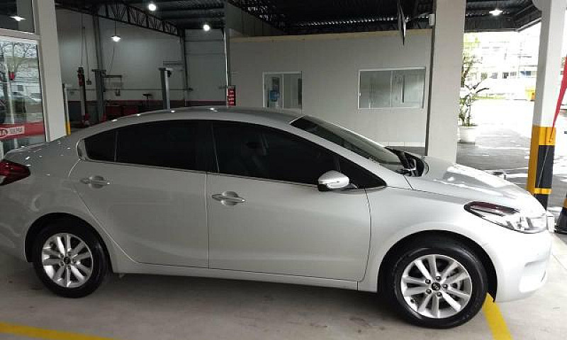 Kia Cerato 2017, Pra...