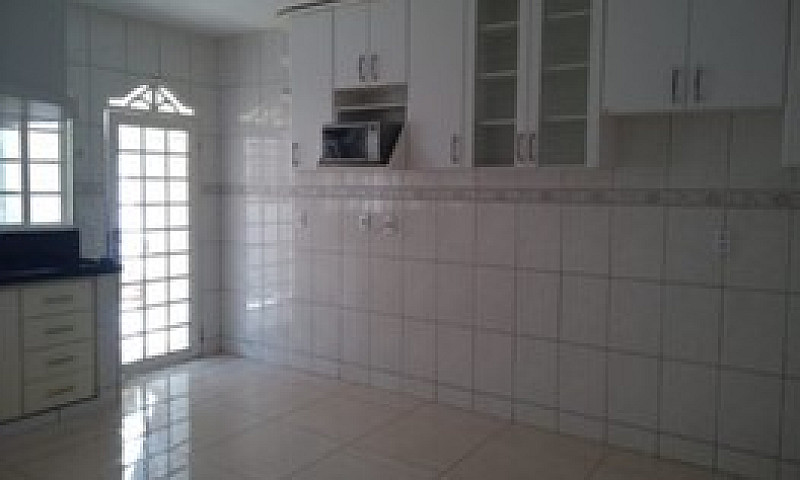 Excelente Casa Aceit...