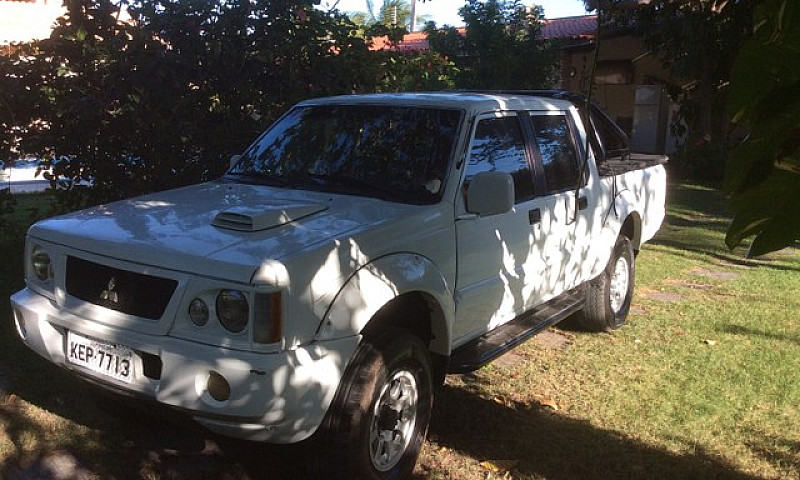  L200 Branca 2001 R$...