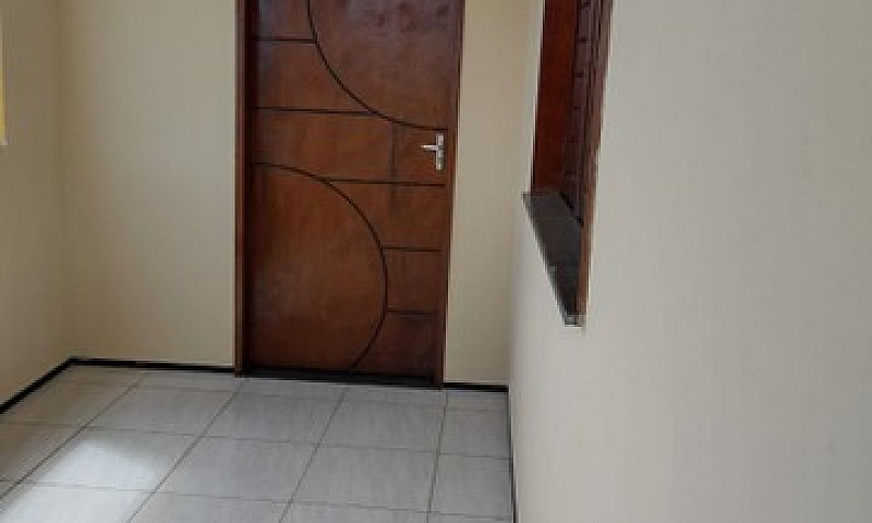 Aluga-Se Casa Em Cau...