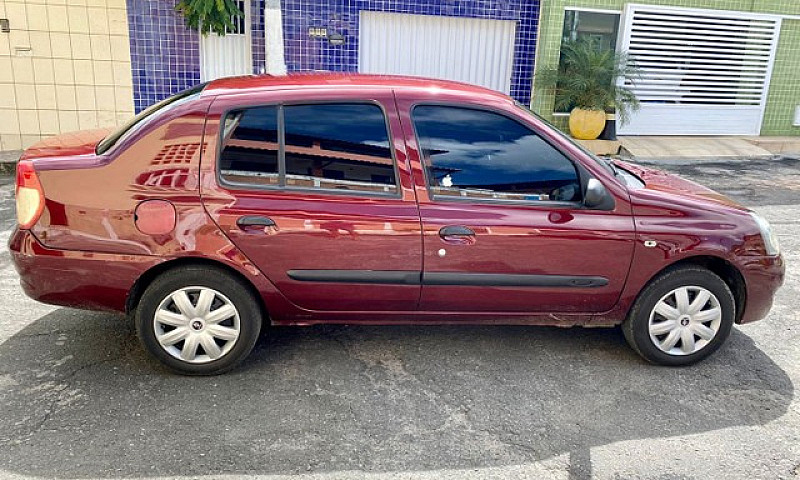 Clio Sedan Completo...