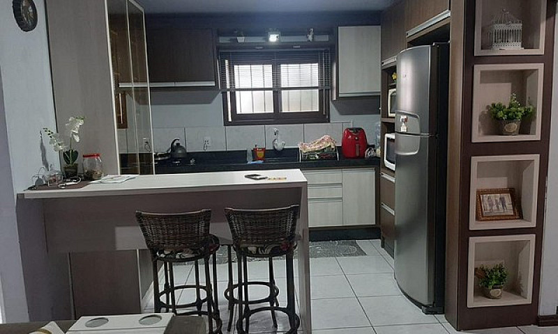 Casa Com 3  Quartos ...