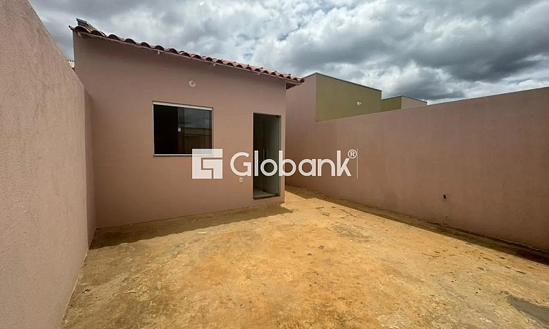 Casa À Venda Em Mont...