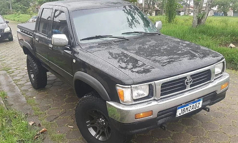 Toyota Hilux Cd Sr5 ...