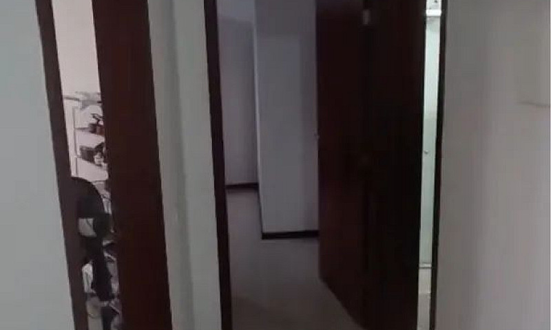 Vende Se Apartamento...