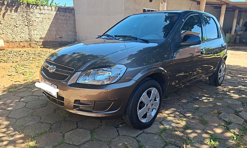 Chevrolet Celta Adva...