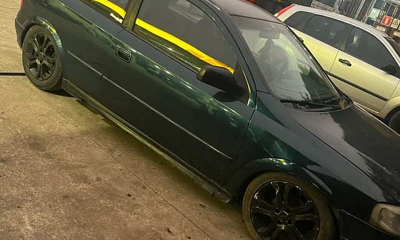 Chevrolet Astra Gl 1...